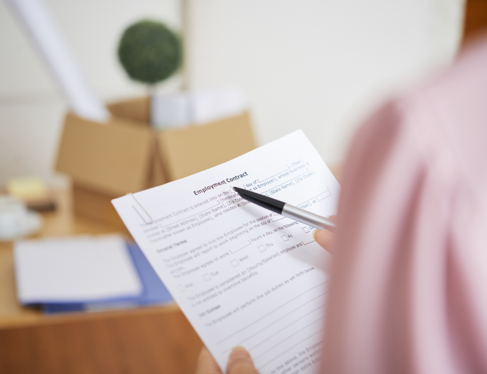 EBA Supermercados anuncia contratação imediata no bairro Niterói, Betim,  com vagas para profissionais acima de 50 anos