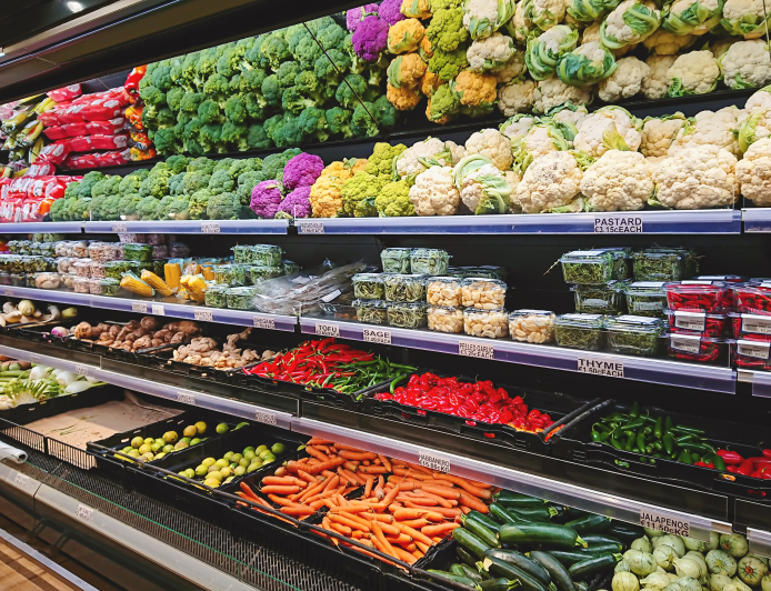 Supermercado Ponto Certo divulga caderno de ofertas com destaques para carnes e bebidas nos bairros Amazonas e Vila Benge em Betim