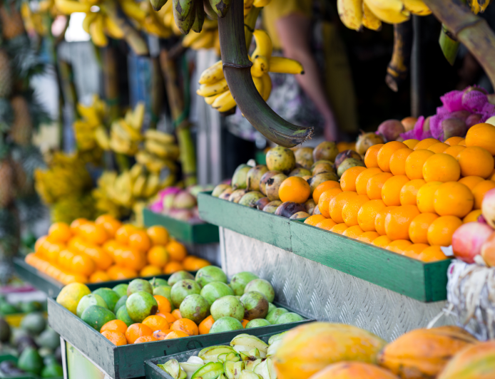 Hortifruti Sacolão da Lidiane amplia mix de produtos com mercearia e itens para churrasco no centro de Goianá