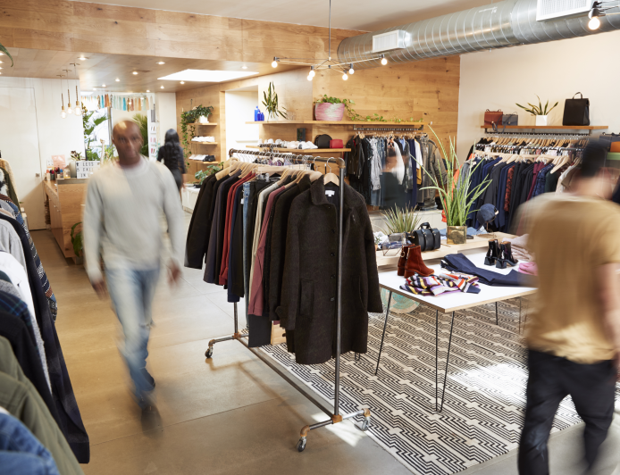 Ascensão do público masculino no varejo de moda: especialização de mix e qualidade tornam-se diferenciais competitivos em Alcobaça?